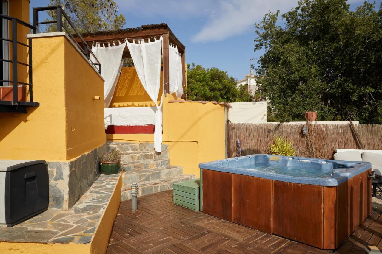 Amazing Vila Close To Sitges, Jacuzzi, Swimming Pool & Exellent Views Olivella Zewnętrze zdjęcie
